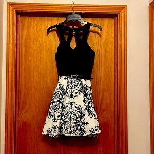 Black and White homecoming dress from Macy’s. Juniors size 1